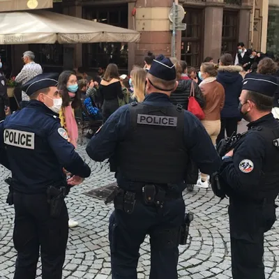 policiers rue Strasbourg 2021