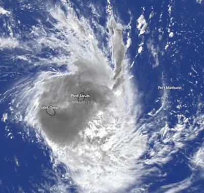 15/01/24 : Cyclone Belal : L'île de La Réunion en alerte violette