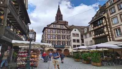 place Cochon de lait Strasbourg Cathédrale