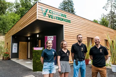 L'équipe médicale de la nouvelle clinique vétérinaire du Parc zoologique et Botanique de Mulhouse