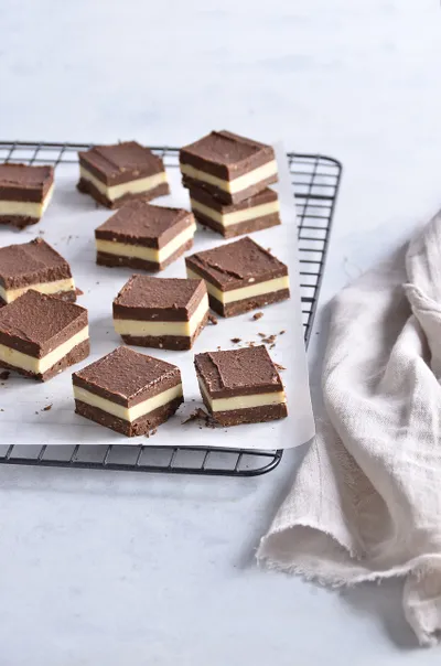 Carrés de chocolat et crème vanille