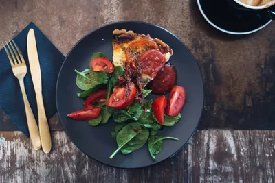 Tartes aux tomates et épinards
