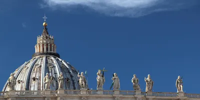 Plus de 30 000 fidèles se sont recueillis dimanche sur la tombe du pape François