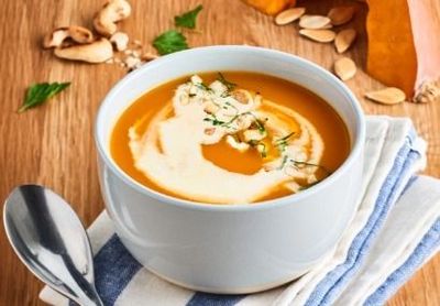 Soupe de l'automne au potiron et lait de coco