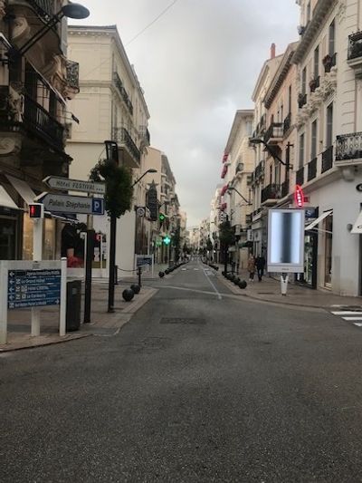 CANNES RADIO