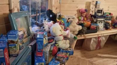 Une collecte de jouets sur le marché de Noël de Charleville avec RVM !