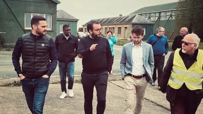 Son objectif : Lancer les jeunes en « politique »