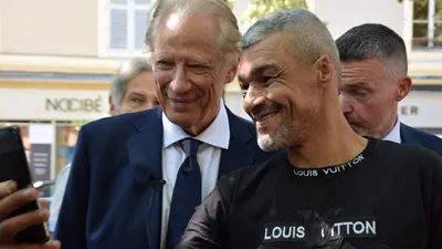 🔊Dominique de Villepin en campagne à Châteaudun