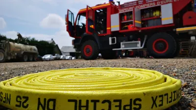SAINT-LUBIN-DES-JONCHERETS - Un feu de cabanon se propage à une...