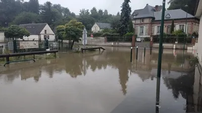 🔊 Noyé sous les eaux, Gasville-Oisème s'interroge 