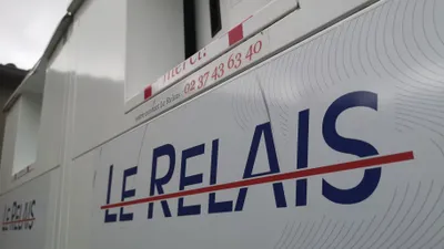 Collecte de vêtements suspendue "jusqu'à nouvel ordre" par le Relais