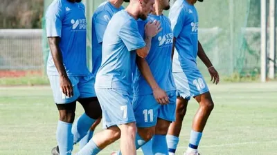 FOOTBALL - Chartres bat Dreux 4 à 0