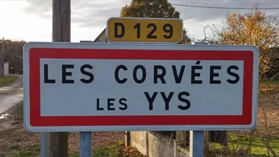 INSOLITE – Les Corvées-les-Yys, le seul nom français avec deux...
