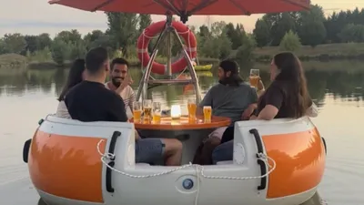 Profitez du beau temps pour faire un barbecue sur l'eau