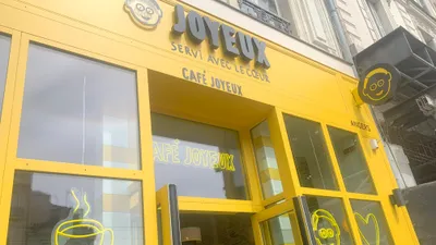 Un nouveau Café (qui rend les clients) Joyeux, à Angers !