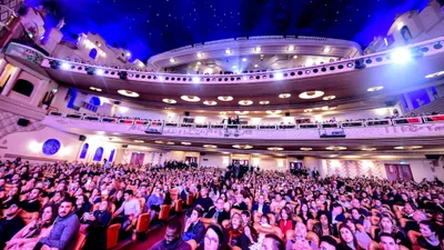 On a visité le plus beau cinéma du monde !