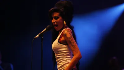 Amy Winehouse : un concert de son groupe pour les 40 ans de la...