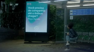 Brésil : des panneaux publicitaires assurent la sécurité des femmes...