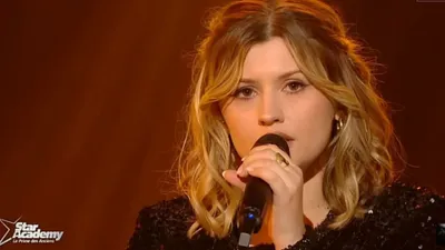 Marine signe la chanson originale du film "Regretting you"