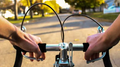 500 km à vélo pour tenter de réconcilier une sœur et son frère