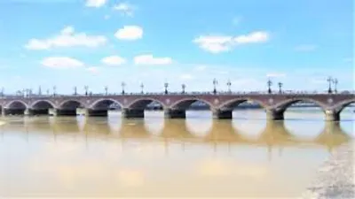 Bordeaux Métropole : conférences, animations et parade nautique...