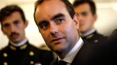 Gouvernement : le Premier ministre Sébastien Lecornu a démissionné