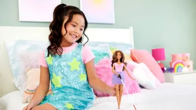 "Barbie aveugle", la nouvelle poupée lancée par Mattel