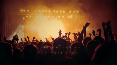 Un énorme festival électro en plein air organisé à Paris cet été !