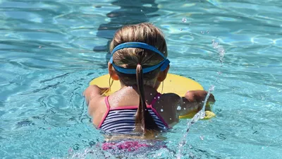 Gironde : des initiations gratuites pour apprendre à nager aux...