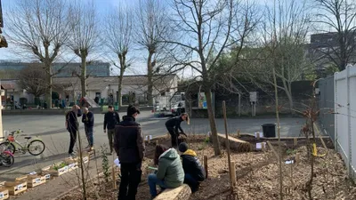Angers. L'école Sacré Coeur de la Madeleine transforme sa cours en...