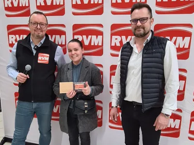 3 clients de l'Intermarché Carnot à Charleville repartent avec 100€...
