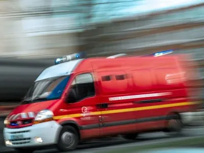 Accident : une voiture percute un tracteur