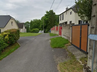 Une partie de la façade d'une maison s'effondre dans les Ardennes