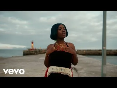Gyakie - fire on the mountain