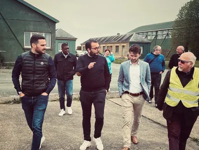 Son objectif : Lancer les jeunes en « politique »