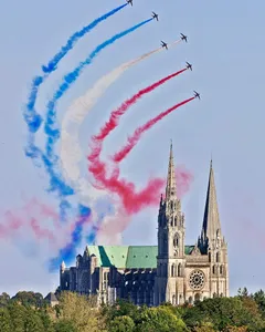 🔊 Patrouille de France et cathédrale réunit pour l'éternité