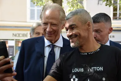 🔊Dominique de Villepin en campagne à Châteaudun