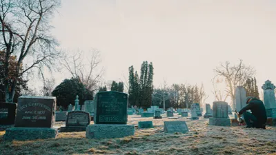 Un apéro pour parler de la mort à La Loupe
