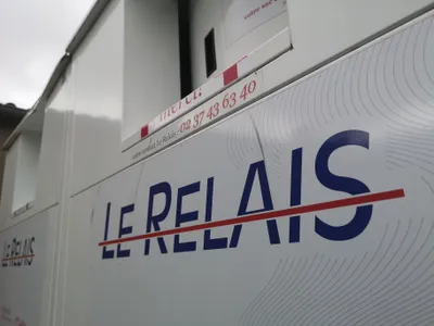Collecte de vêtements suspendue "jusqu'à nouvel ordre" par le Relais