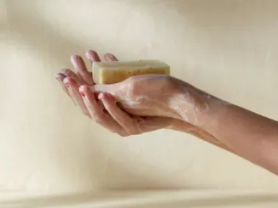 Un simple savon contre le cancer ? L'idée d’un adolescent à...