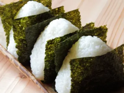 Onigiri vs jambon-beurre : qui dominera la pause déjeuner à la...