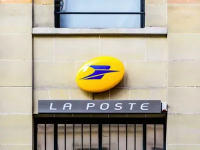 En période de canicule, les agents de La Poste veillent sur les...