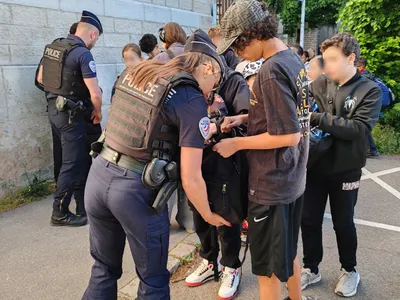 Opération de contrôle près d’un collège et d’un lycée à Dijon 