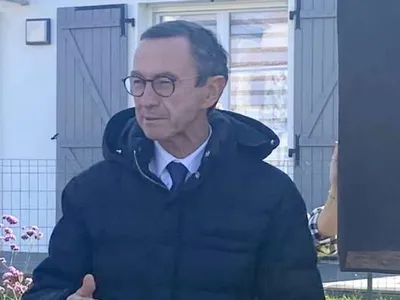 Lognes : Le ministre de l'Intérieur en visite à la caserne des...