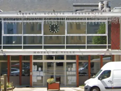 Le maire de Triel-sur-Seine explique les raisons derrière son...