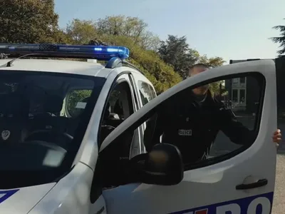 Mantes-la-Jolie : ils étaient à 1 contre 50 pour lui voler sa voiture