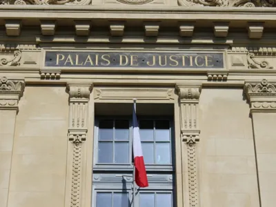 Michel Vialey devant le tribunal 