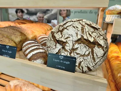 Moins de sel dans le pain : les boulangers bretons vont jouer le...
