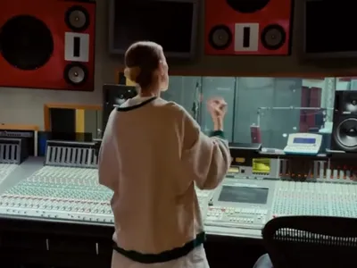 Quand Céline Dion kiffe en studio le nouveau remix de Sebastian...