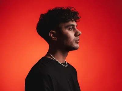 Le DJ français Rivo, invité d'Antoine Baduel ce soir !